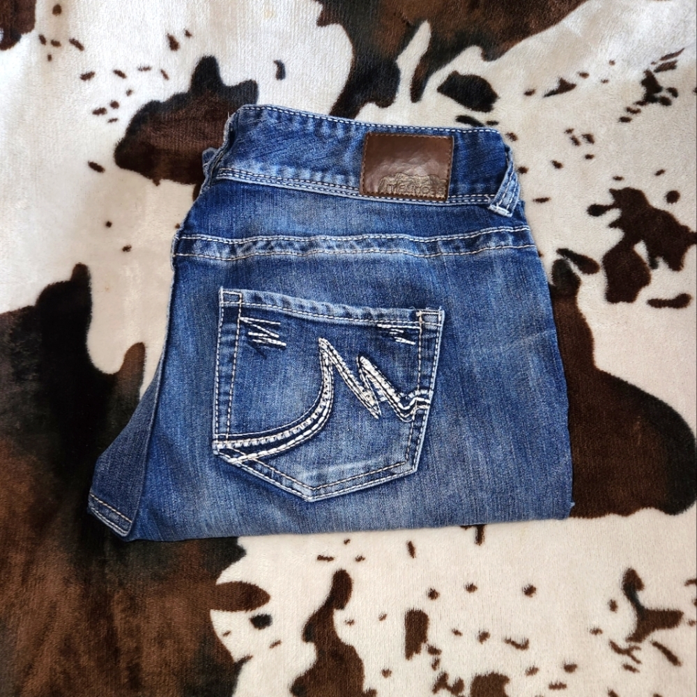 🍑 MAURICES JEANS 🍑